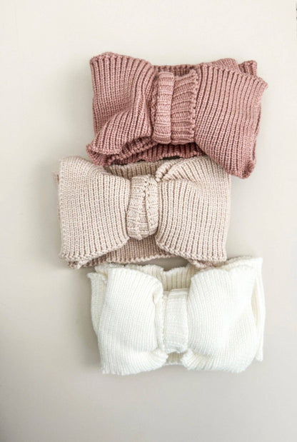 Petite + Co - RIBBED KNIT OVERSIZED BOW - WHITE