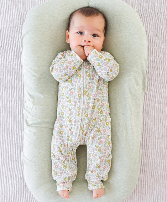 Lūmmi in Colour Babywear - Organic Cotton Growsuit - Daisies