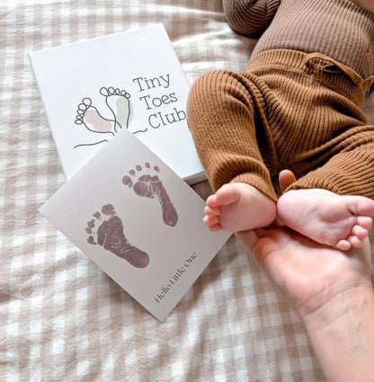 Tiny Toes Club - Ink-Free Baby Milestone Card Kit