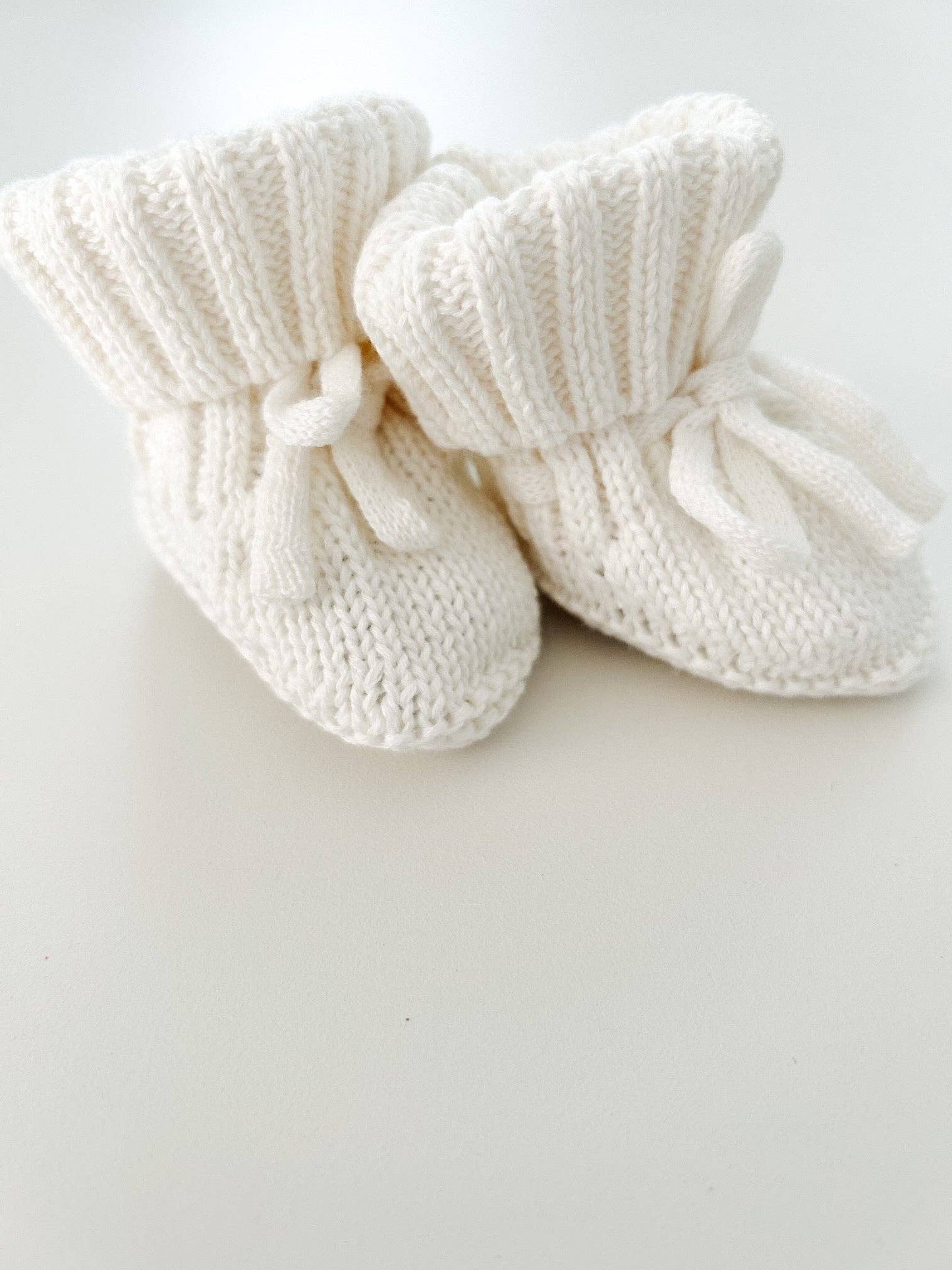 Petite + Co - CUFF NEWBORN LACE BOOTIES - MILK