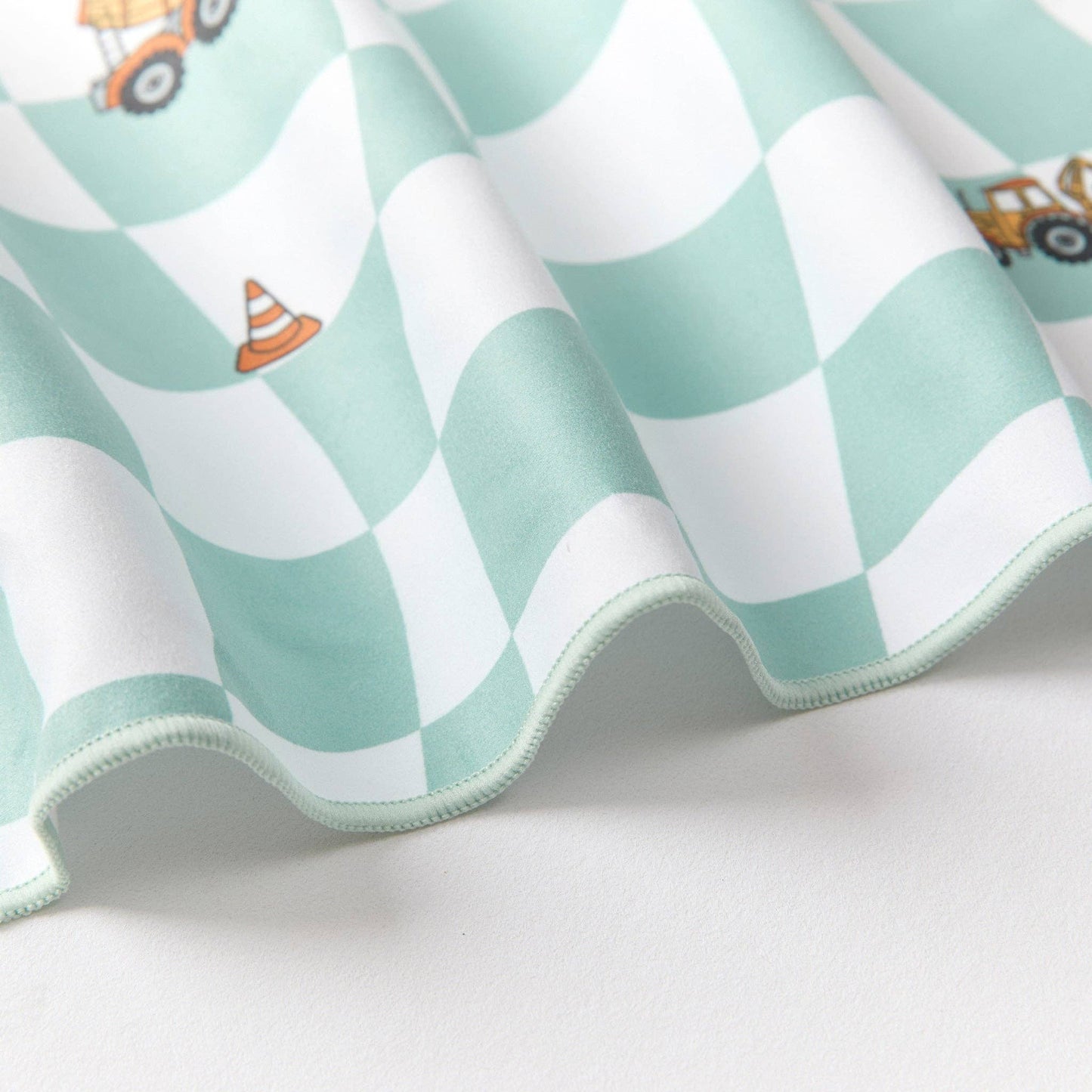 LESIMO - Sand Free Kids Hooded Towel - Busy Trucks