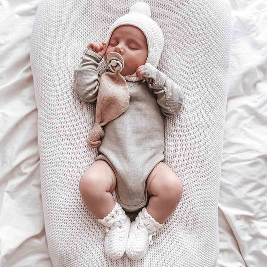 Snuggle Hunny - Ivory Merino Wool Bonnet & Bonnets
