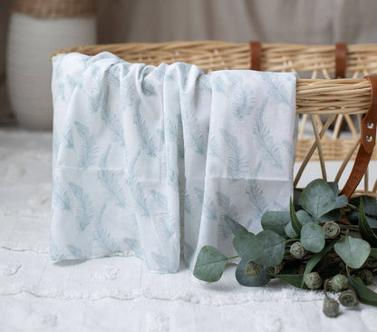 Emotion & Kids - Grey Feather Muslin Wrap & Grey White Pram Clip Set