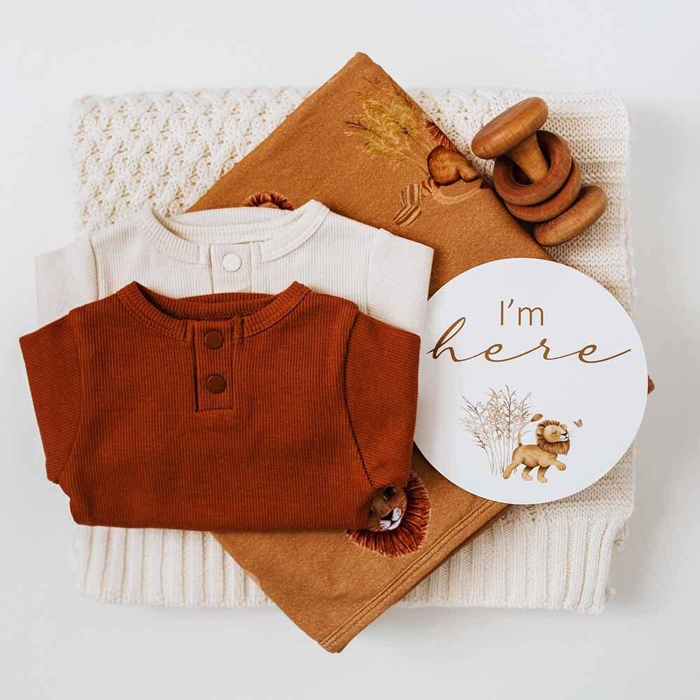 Snuggle Hunny - Lion & Sunrise Gold Reversible Milestone Cards