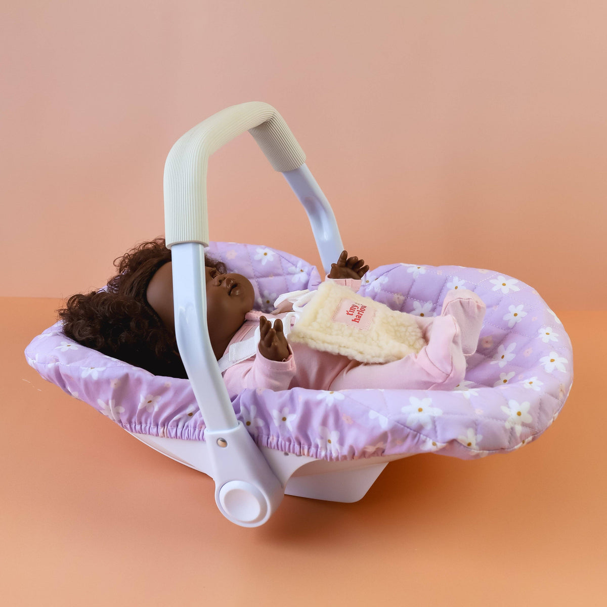 Tiny H - Tiny Harlow Doll's Car Seat Capsule Spring/Summer 23 - Lilac