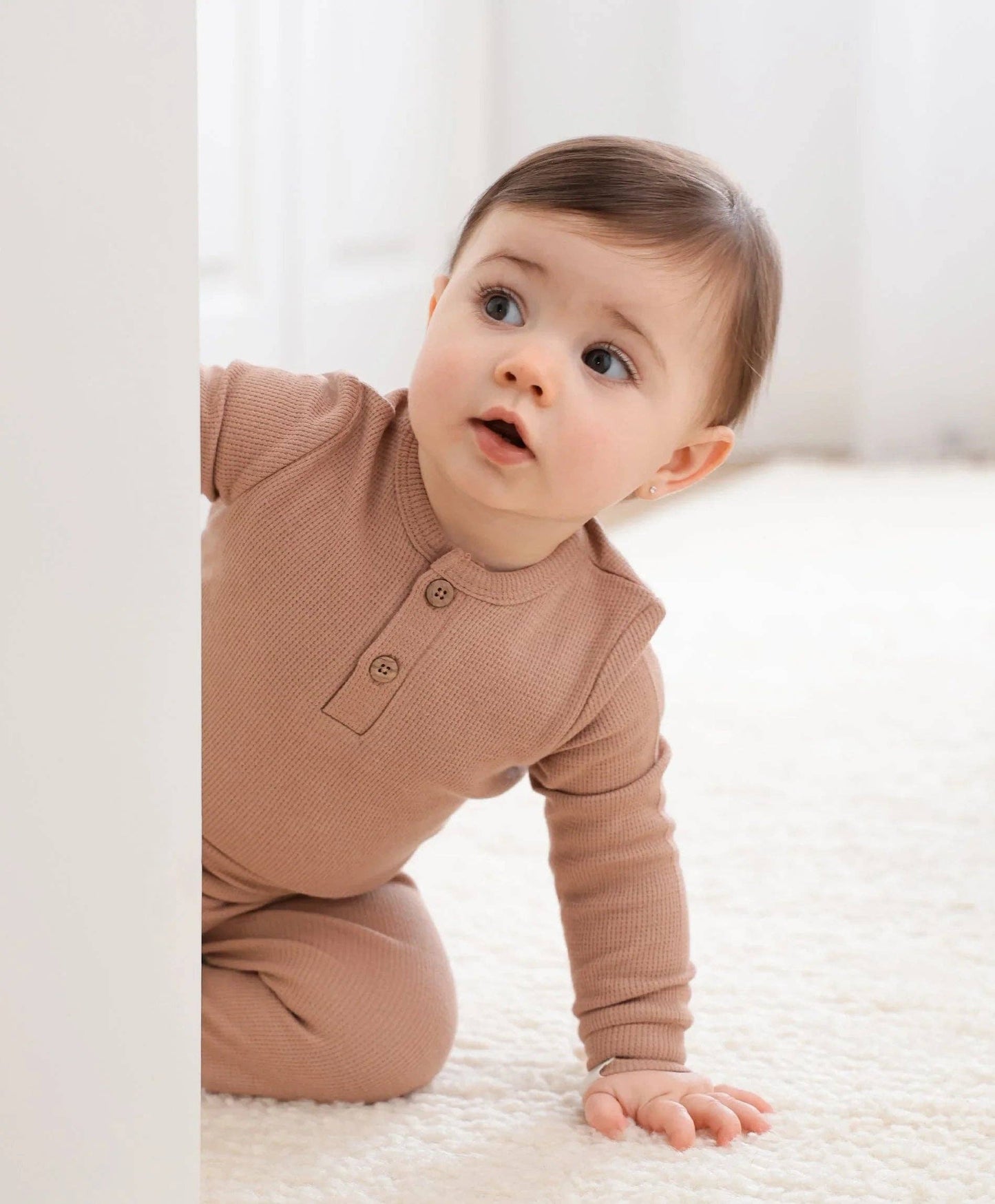 Lūmmi in Colour Babywear - Organic Cotton Waffle Long Sleeve Bodysuit - Mocha