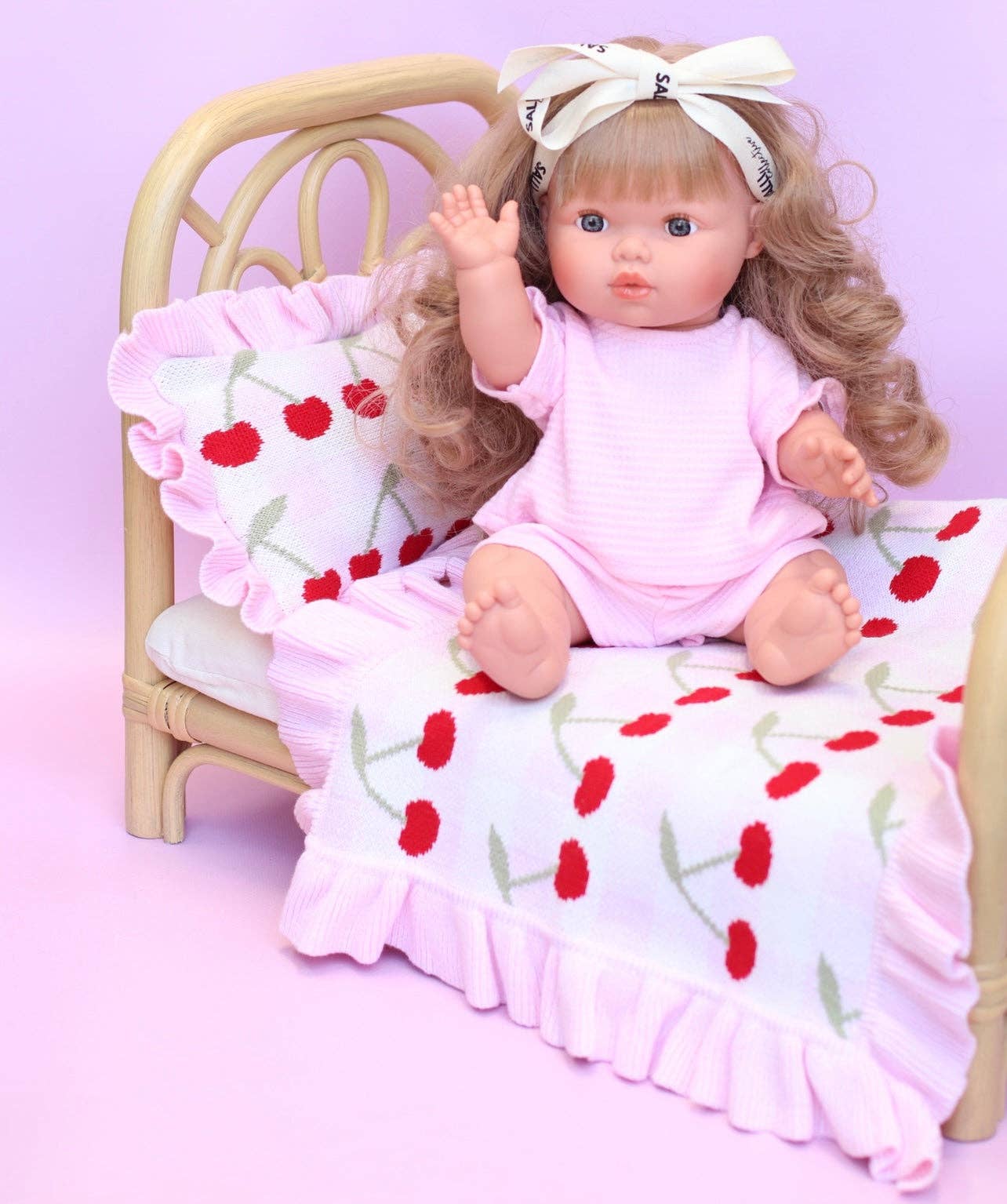 SALLI COLLECTIVE - Frilled Gingham Cherry Blanket + Pillow set
