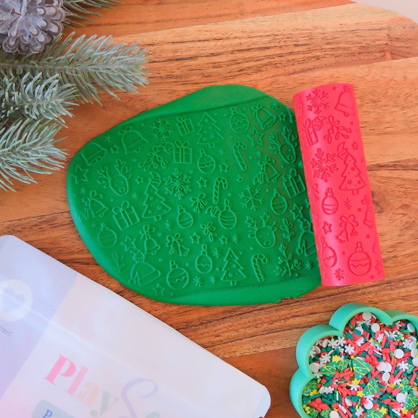 Play Sense - Eco Textured Roller | Christmas | Hide & Seek Elf
