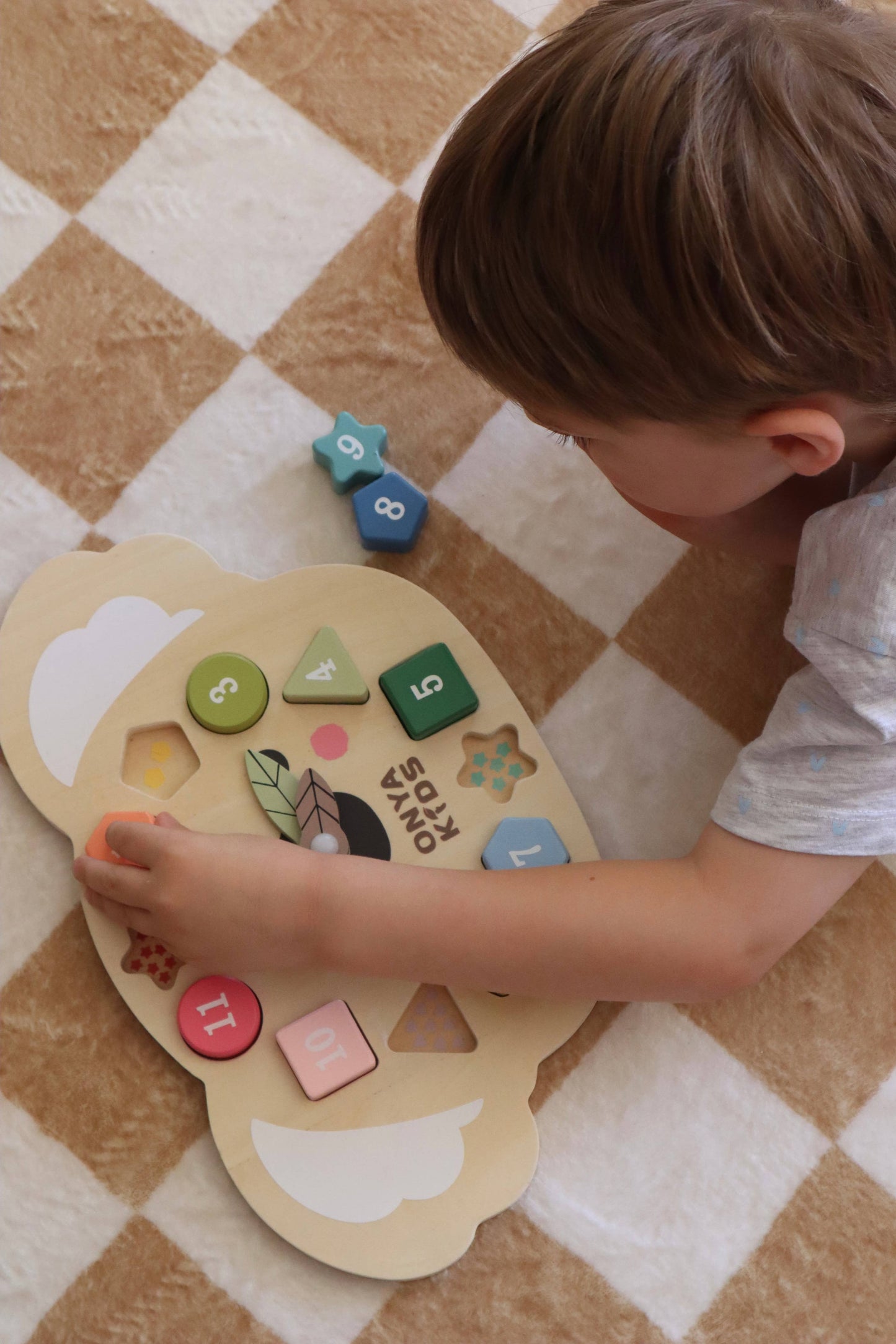 ToysLink - A Day with KiKi-Wooden Koala Learning Clock