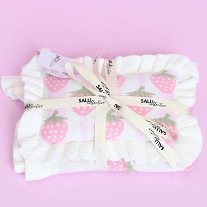 SALLI COLLECTIVE - Strawberry frilled doll Blanket + Pillow set