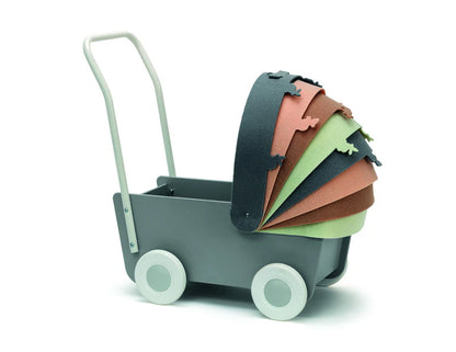 Skrallan Wooden Pram with Felt Concertina