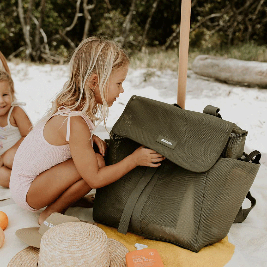 Sande™ AU - Beach Hauler™ Mesh Backpack - Pandanus