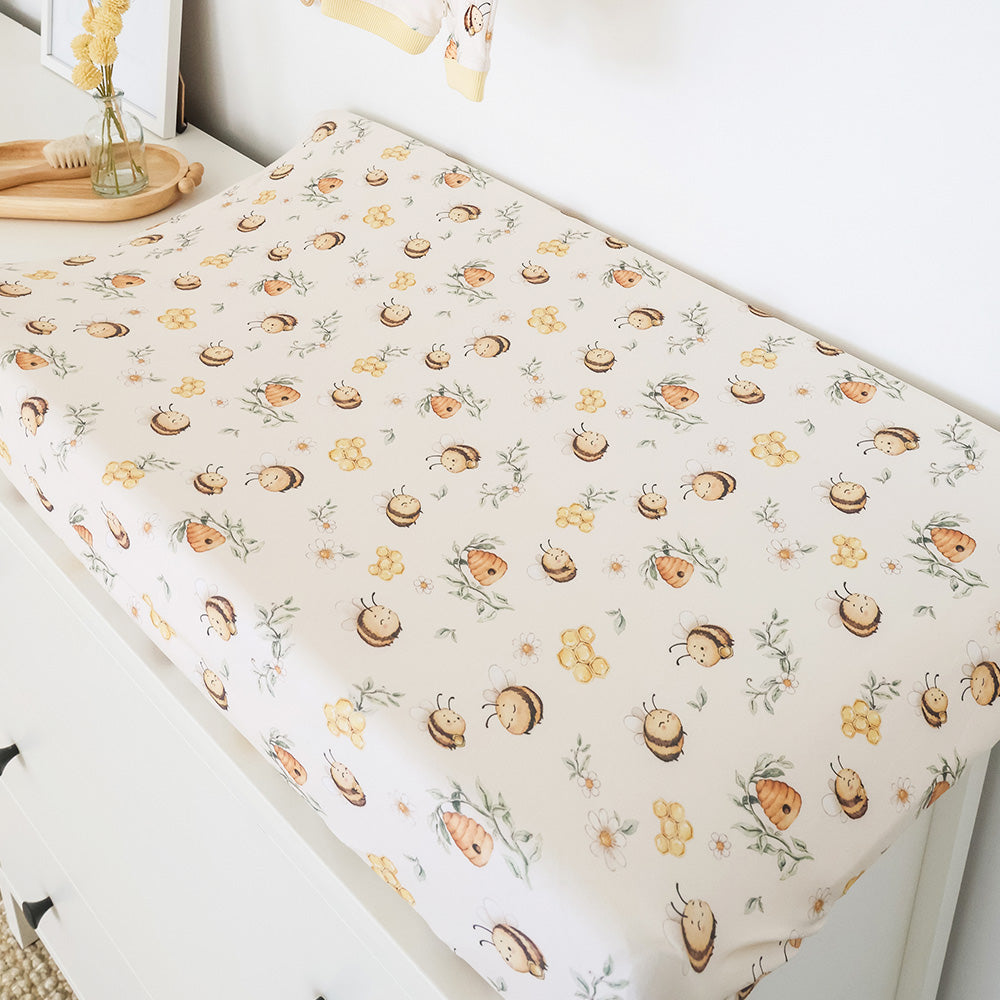 Snuggle Hunny Bumblebees change pad cover