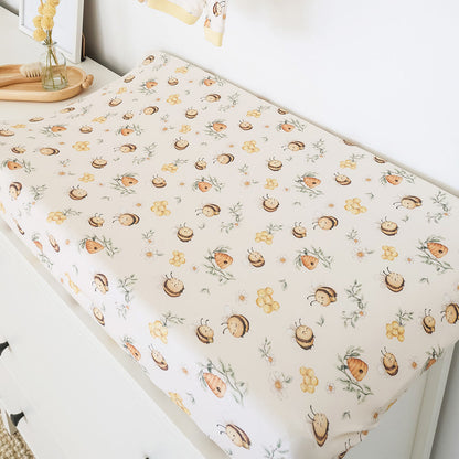 Snuggle Hunny Bumblebees change pad cover