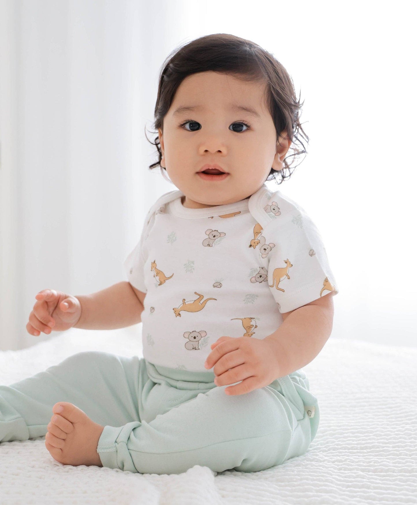 Lūmmi in Colour Babywear - Organic Cotton Baby Short Sleeve Bodysuit - Kangaroo & Koala