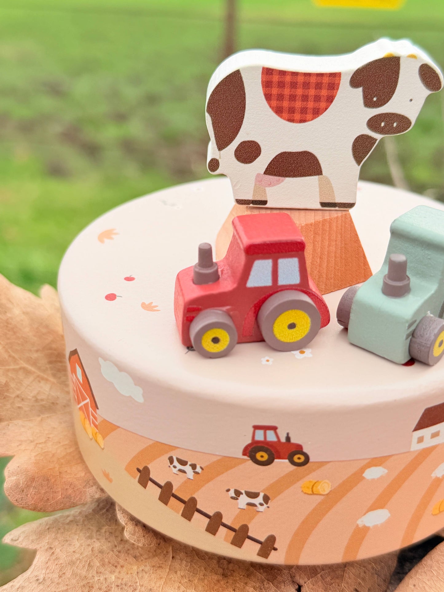 ToysLink - Onya Kids Farm Music Box with 2 Tractors