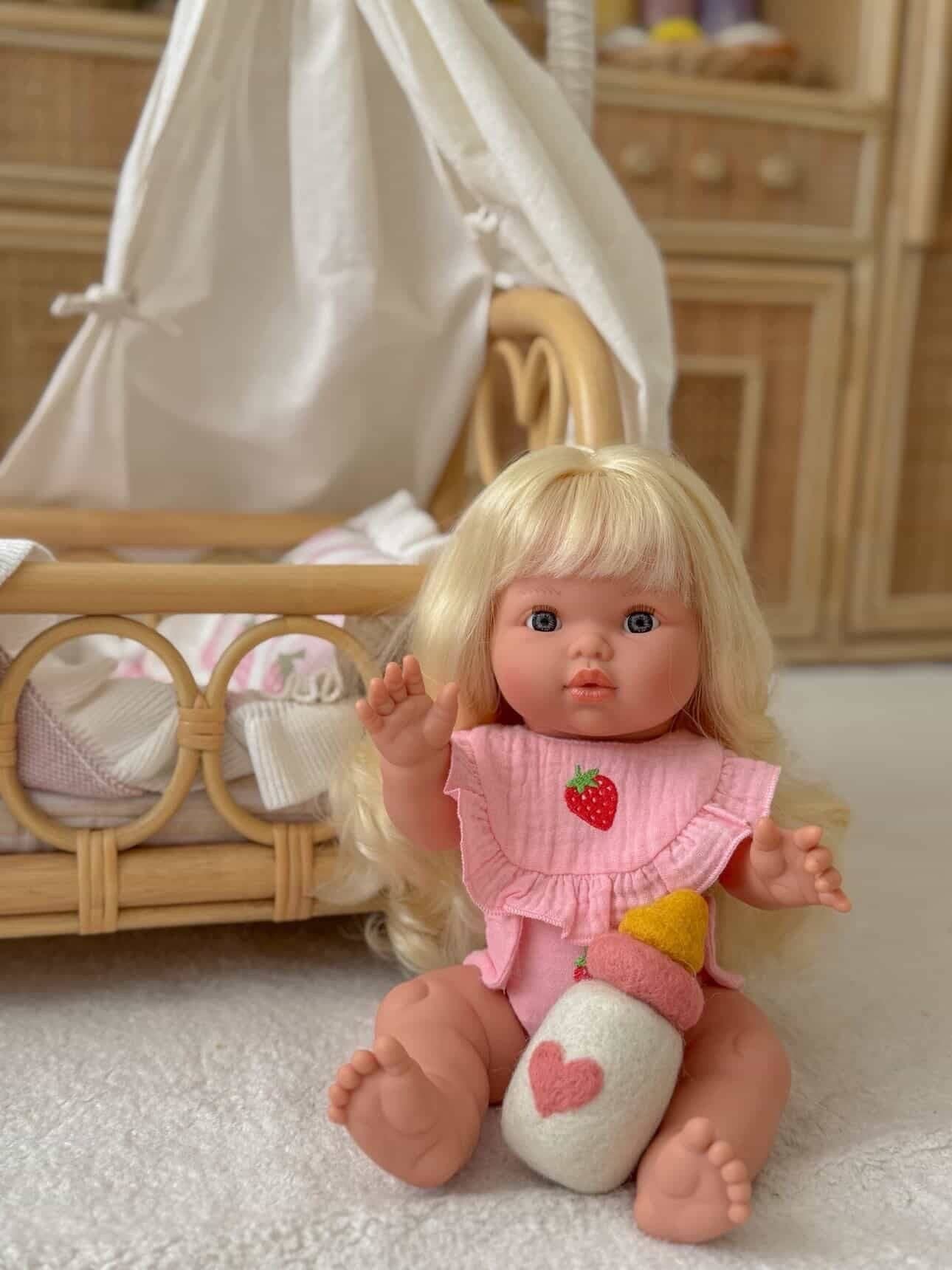 SALLI COLLECTIVE - 🍓 Strawberry Frilled Bib & Diaper Doll Set 34-38cm dolls