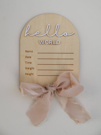 Petite + Co - HELLO WORLD | WRITEABLE | BOW ARCH
