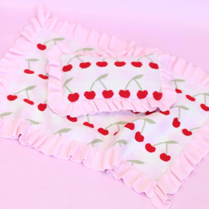 SALLI COLLECTIVE - Frilled Gingham Cherry Blanket + Pillow set