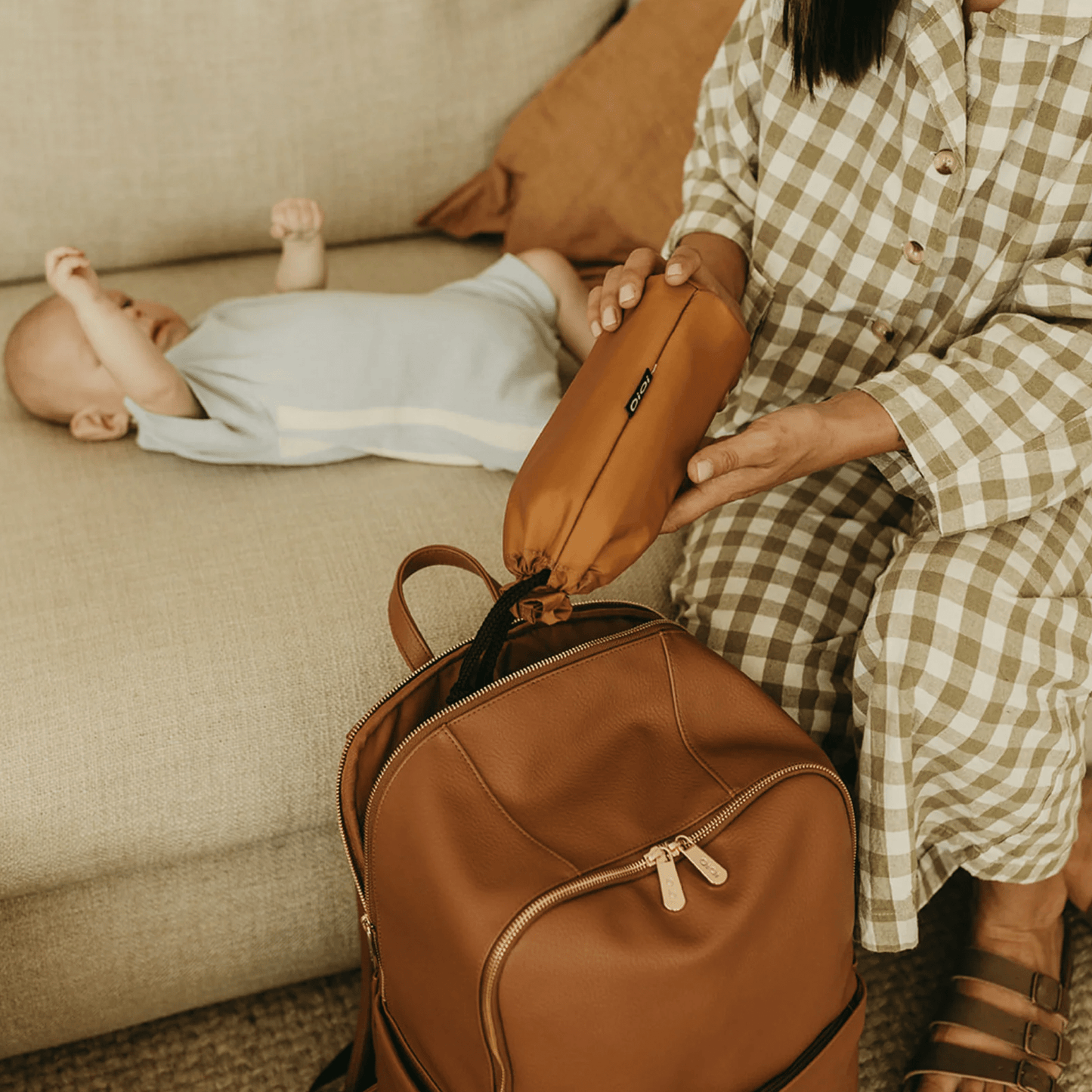 OiOi - Multitasker Nappy Backpack - Chestnut Brown Vegan Leather