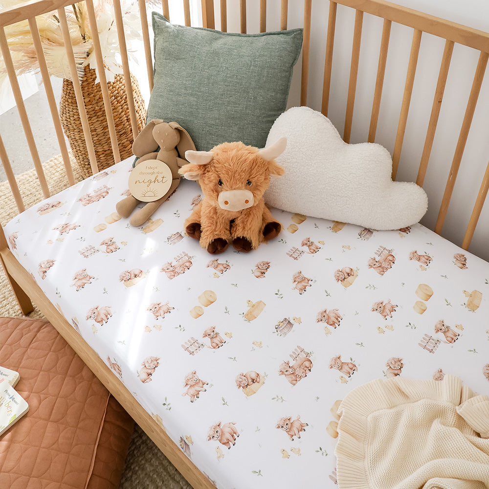Snuggle Hunny Highland Cows fitted cot sheet detail