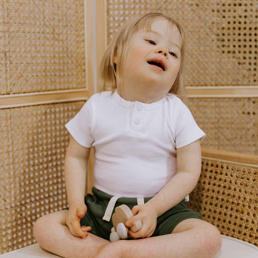 Snuggle Hunny Milk Short Sleeve Organic Bodysuit
