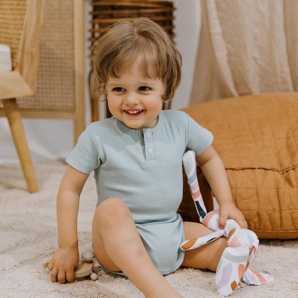 Snuggle Hunny Sage Short Sleeve Organic Bodysuit