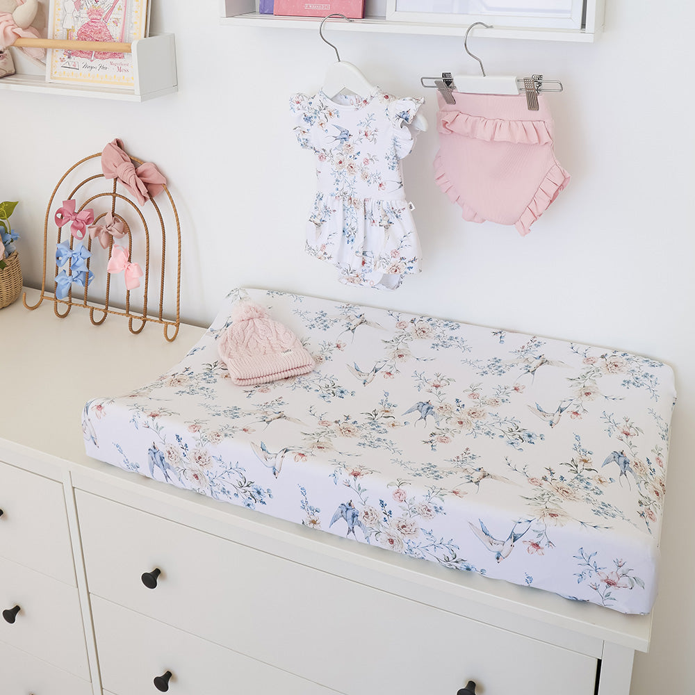 Snuggle Hunny Sweet Swallows Organic Bassinet Sheet / Change Pad Cover