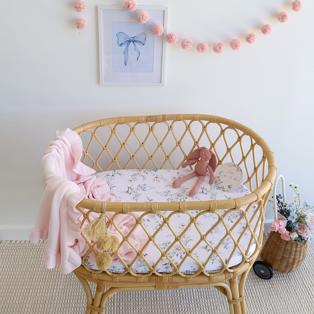 Snuggle Hunny Sweet Swallows Organic Bassinet Sheet / Change Pad Cover
